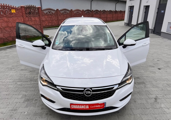 Opel Astra cena 39900 przebieg: 179000, rok produkcji 2017 z Sława małe 781